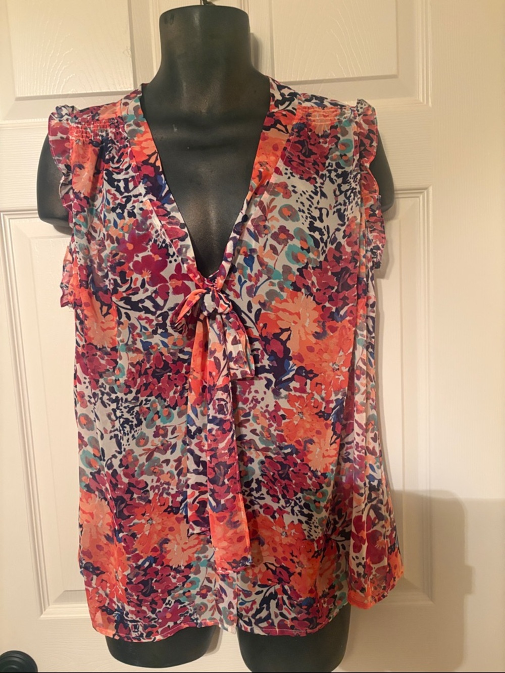 a.n.a Multicolor Floral Tie-Front Sleeveless Top - Orange, Purple, Teal